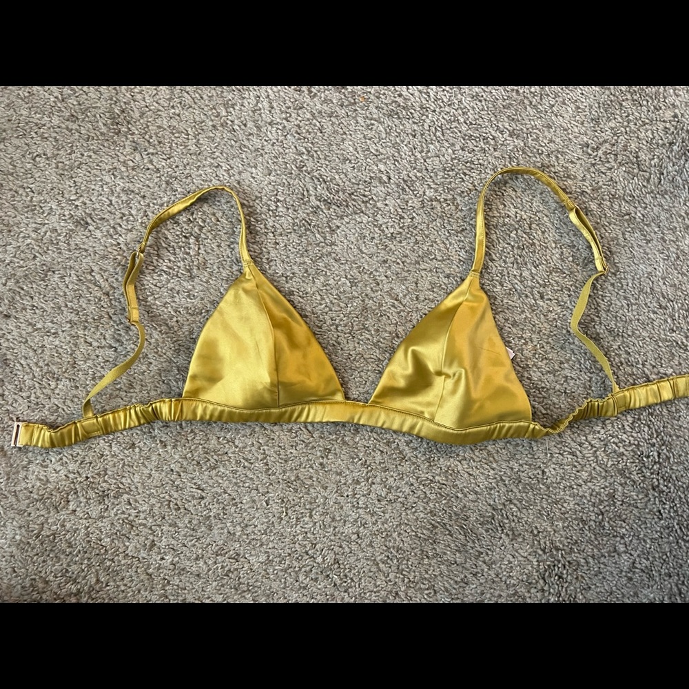 Victoria’s Secret small silk yellow gold bra new